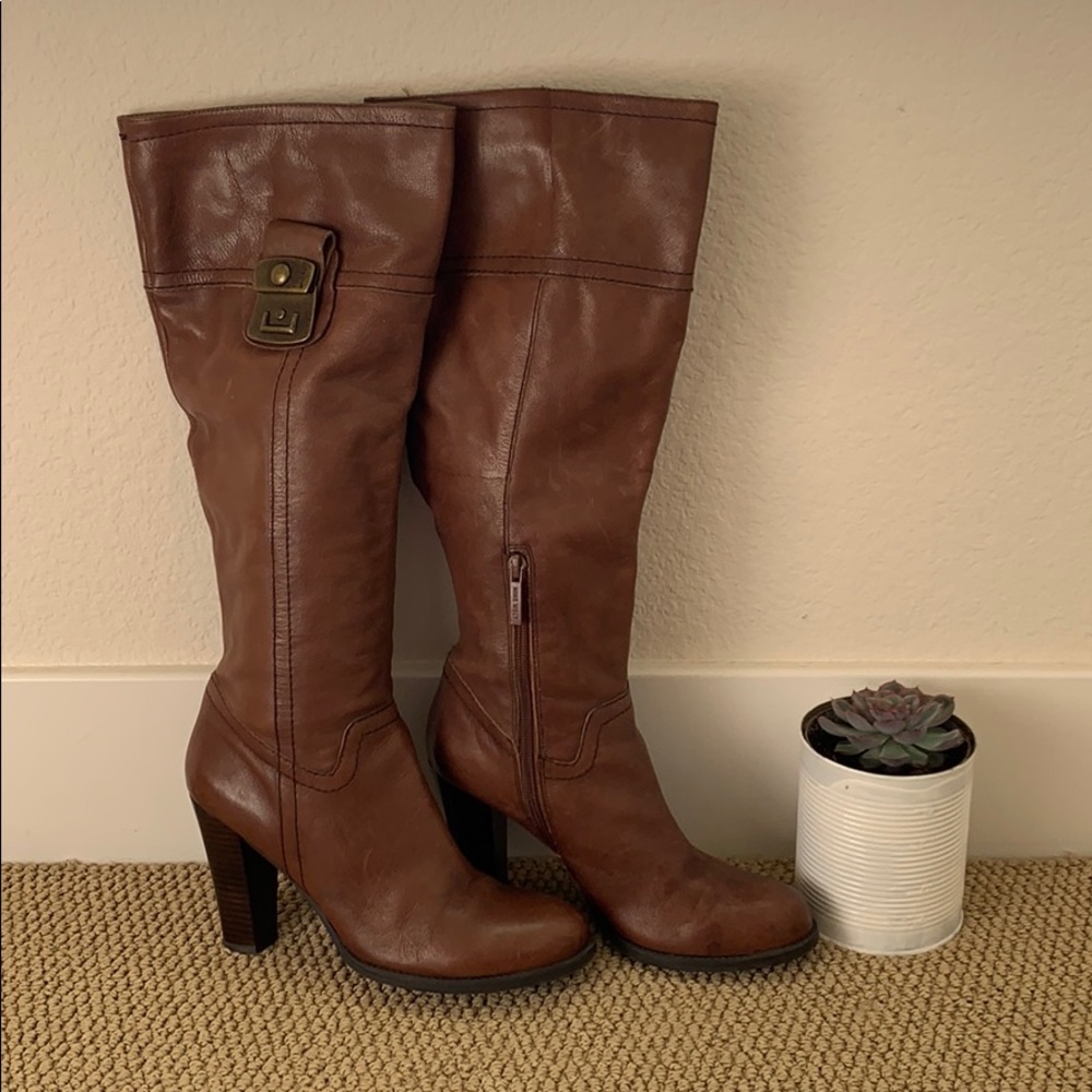Nine West barely worn Sz 8 3” heeled leather boots